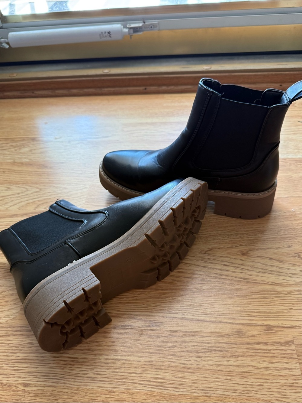 Women’s Black Weather Resistant Boots